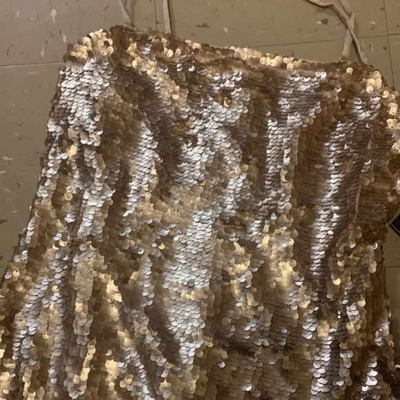 Dress - Picture 3 of 3